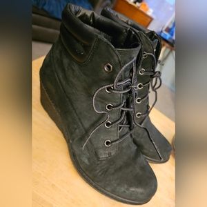 Timberland black size 9.5 wedge